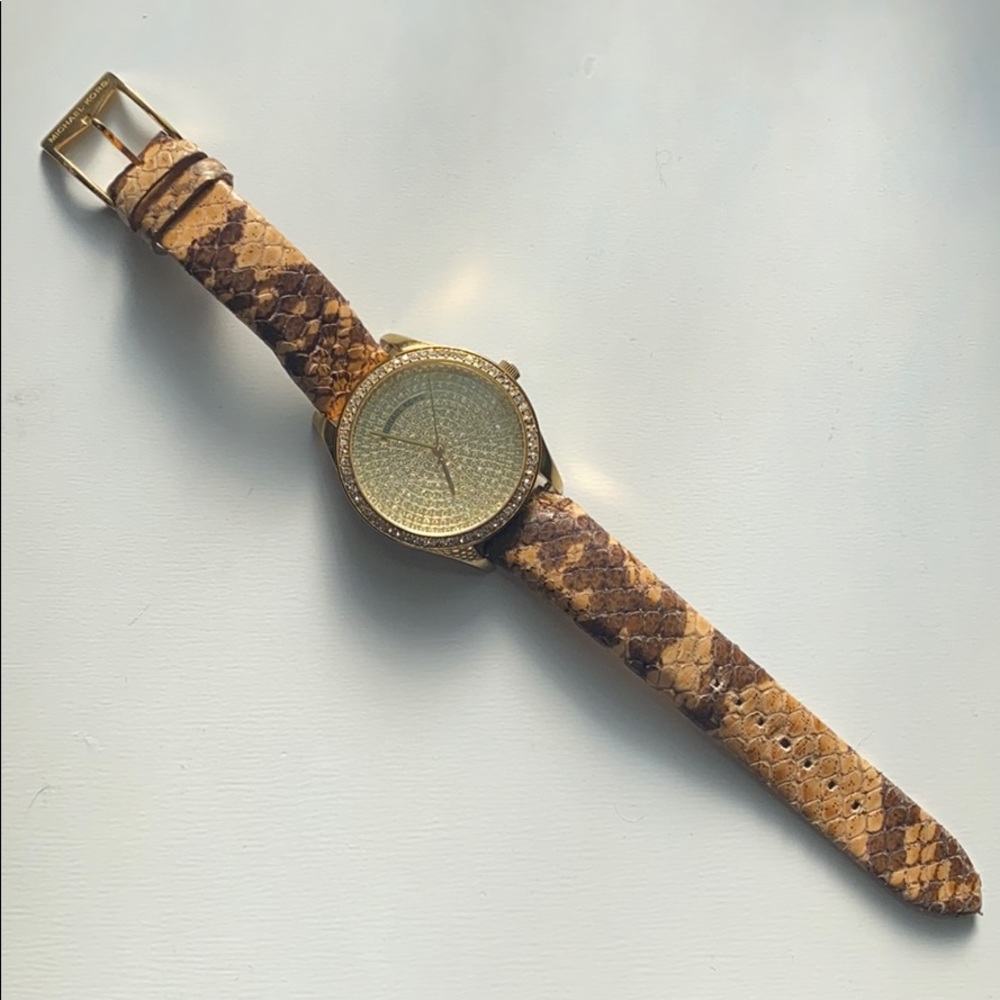 Michael Kors round watch